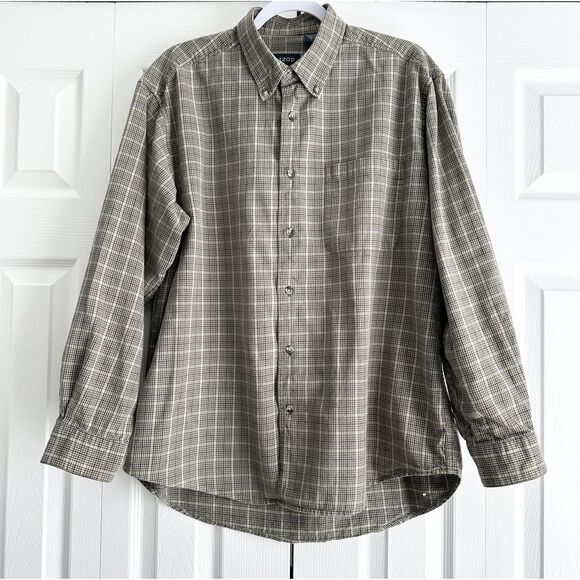 IZOD Button Down Shirt Mens Size L Beige Green Plaid Long Sleeve Classic Fit - Picture 1 of 8